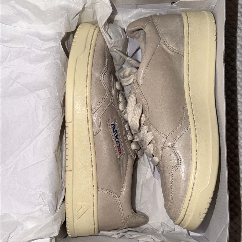 Autry Medalist Low Sneaker - Grey